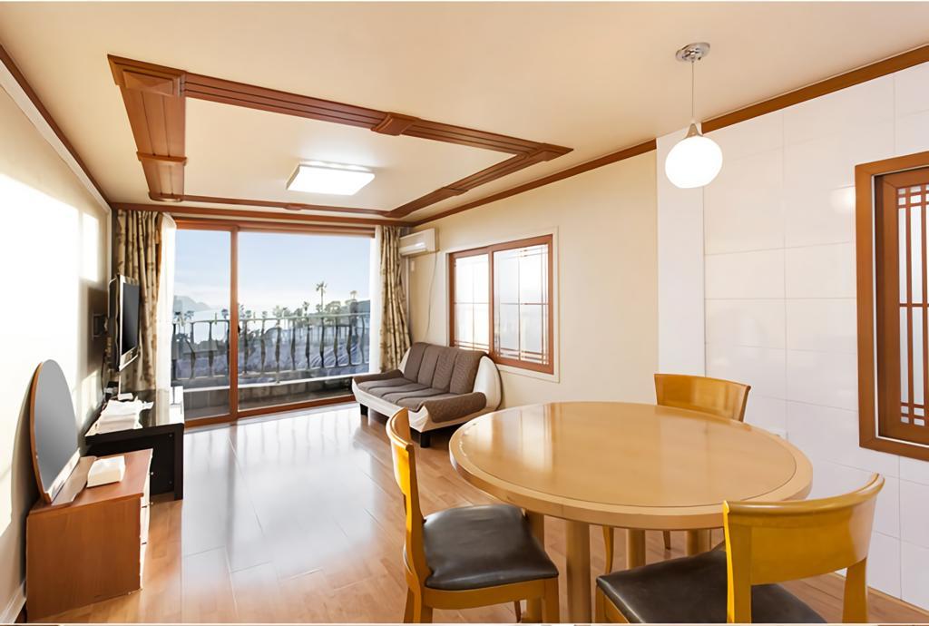 Jeju Castle Villa Værelse billede